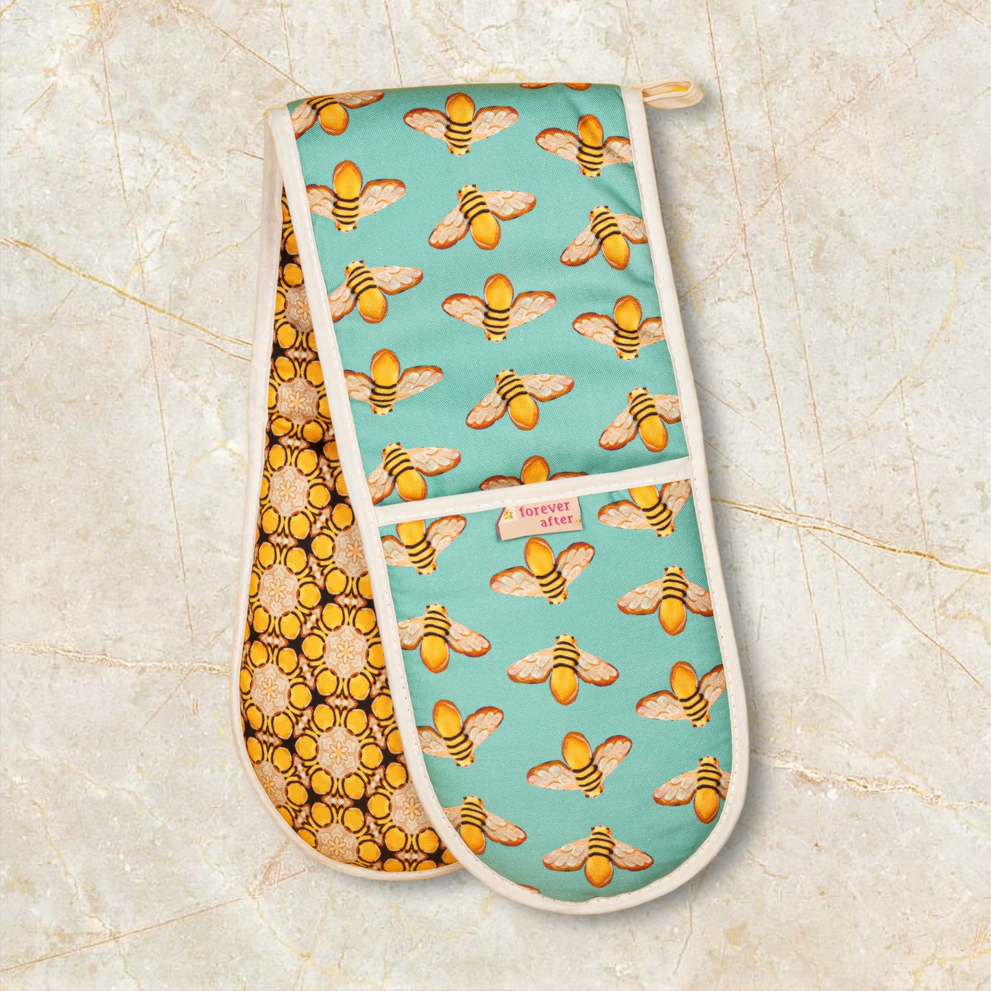 Busy Making Honey - Cook’s Christmas Cracker - Our £50 Bundle (with Oven Gloves)