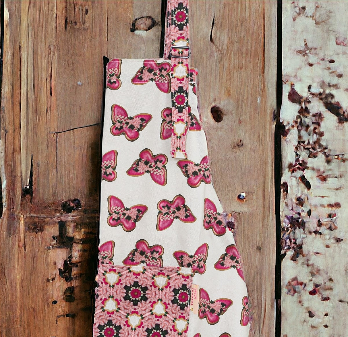 SOCIAL BUTTERFLY APRON