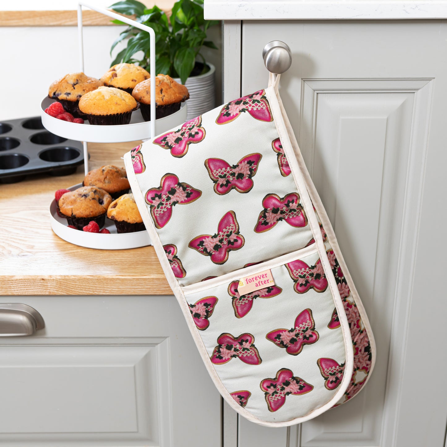 SOCIAL BUTTERFLY OVEN GLOVES