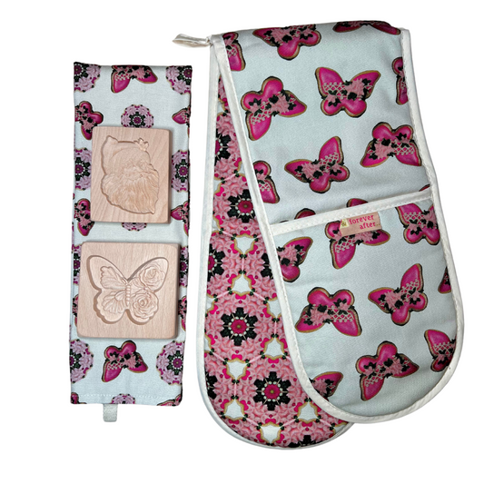 Social Butterfly - Cook’s Christmas Cracker - Our £50 Bundle (with Oven Gloves)